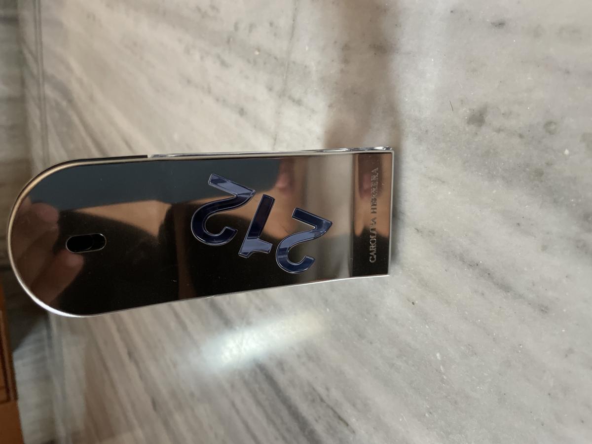 212 Heroes - Carolina Herrera - Gallery 1