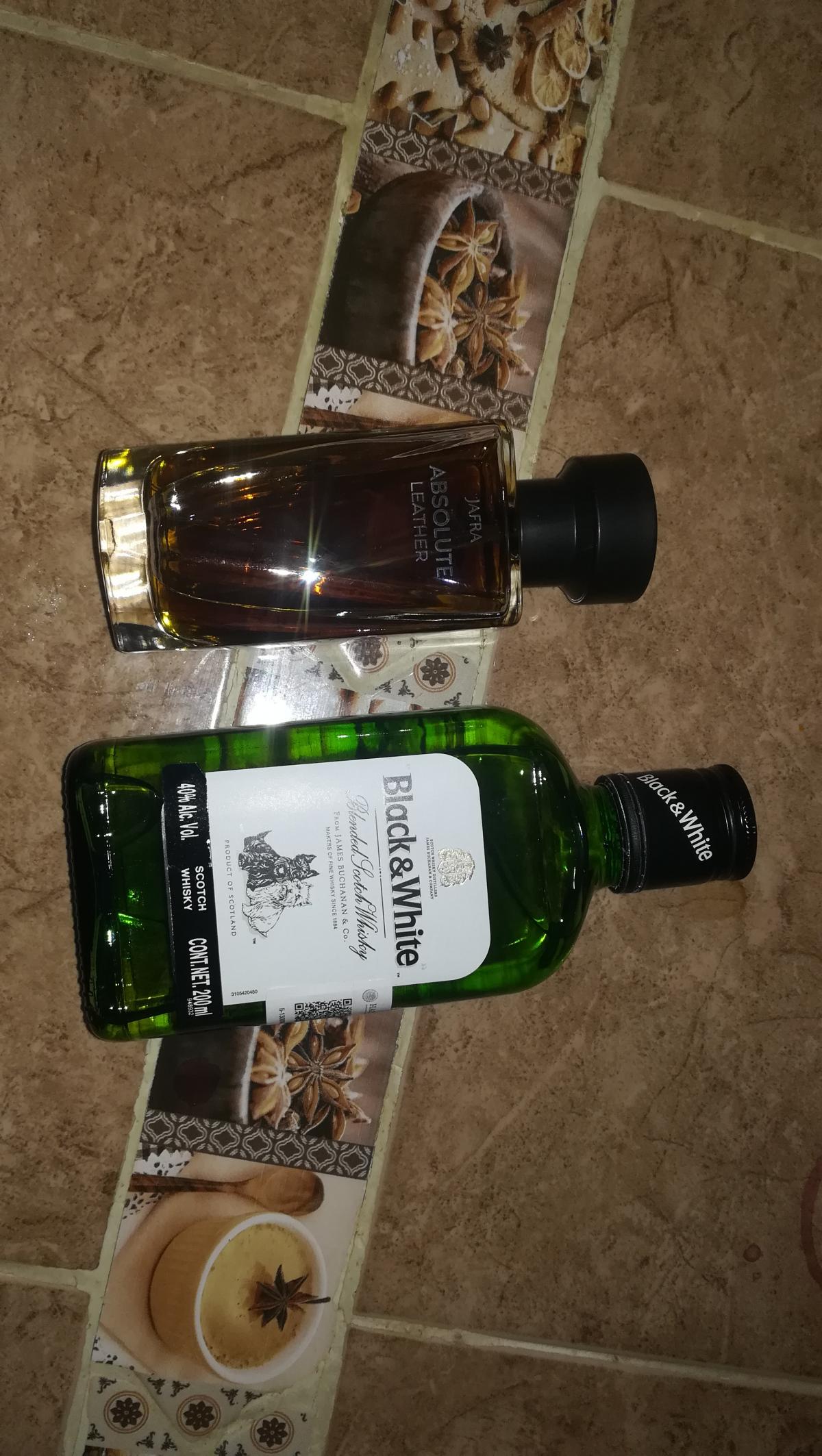 Absolute Leather - JAFRA - Gallery 1