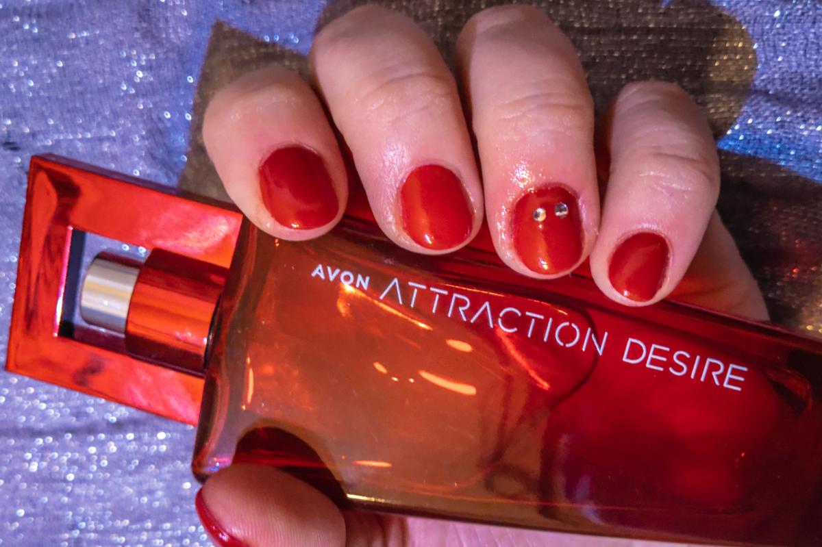 Attraction Desire For Her - Avon - Gallery 3