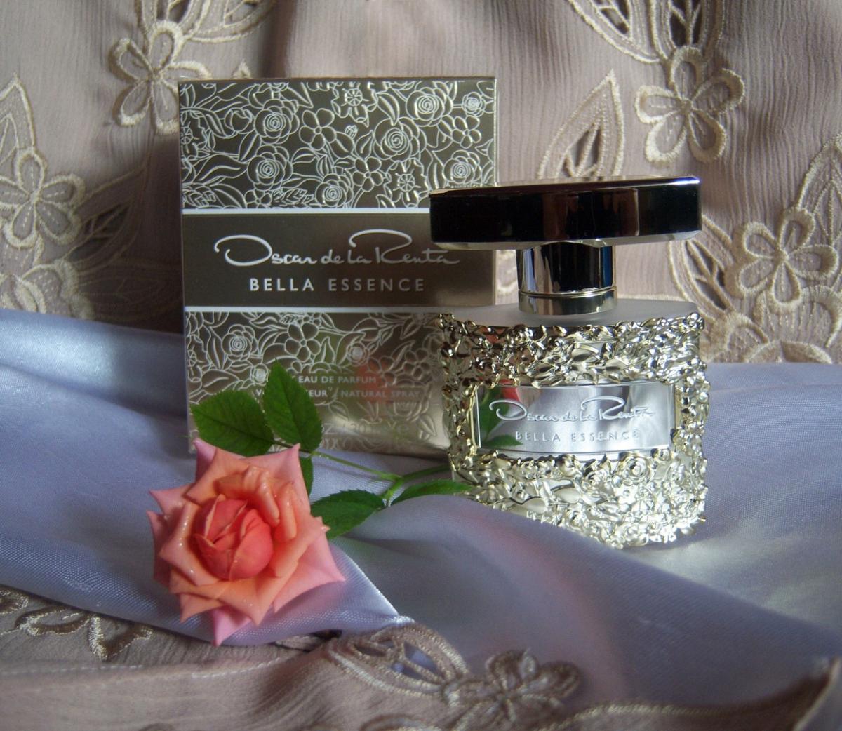 Bella Essence - Oscar de la Renta - Gallery 3