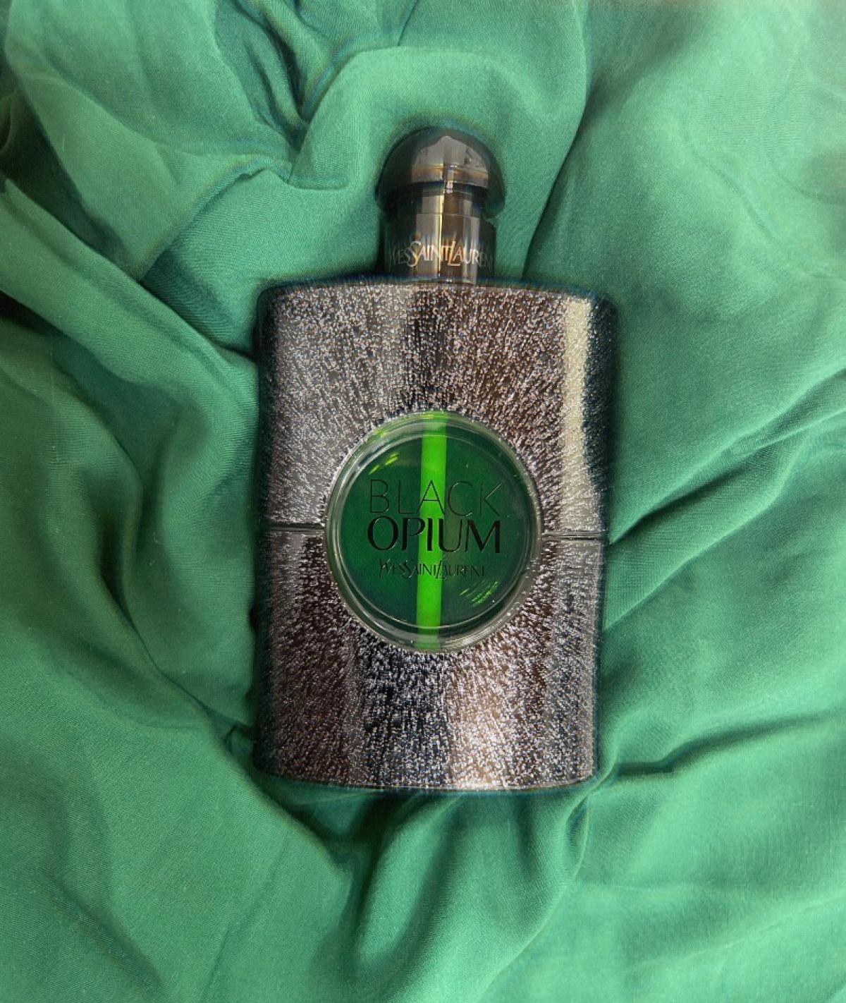 Black Opium Illicit Green - Yves Saint Laurent - Gallery 4