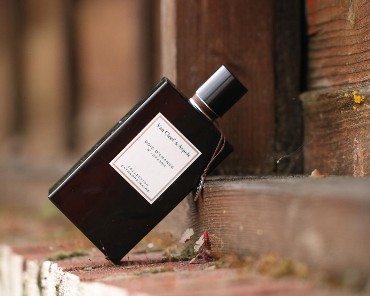 Bois d'Amande - Van Cleef & Arpels - Gallery 4