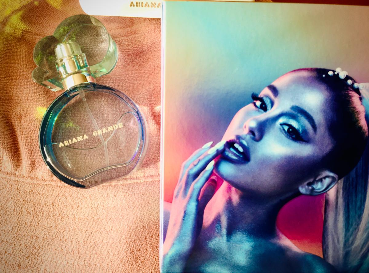Cloud - Ariana Grande - Gallery 3