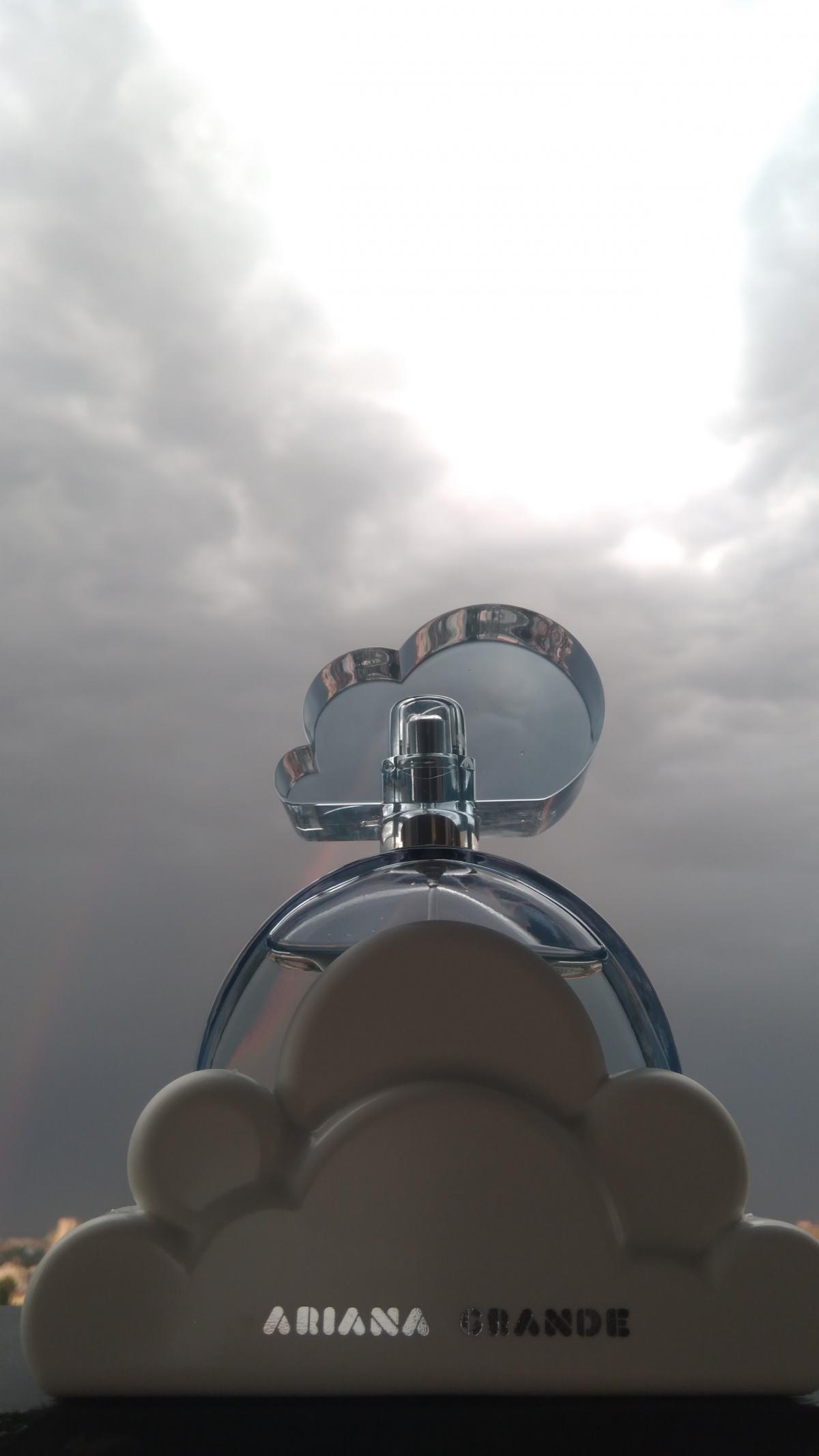 Cloud - Ariana Grande - Gallery 1