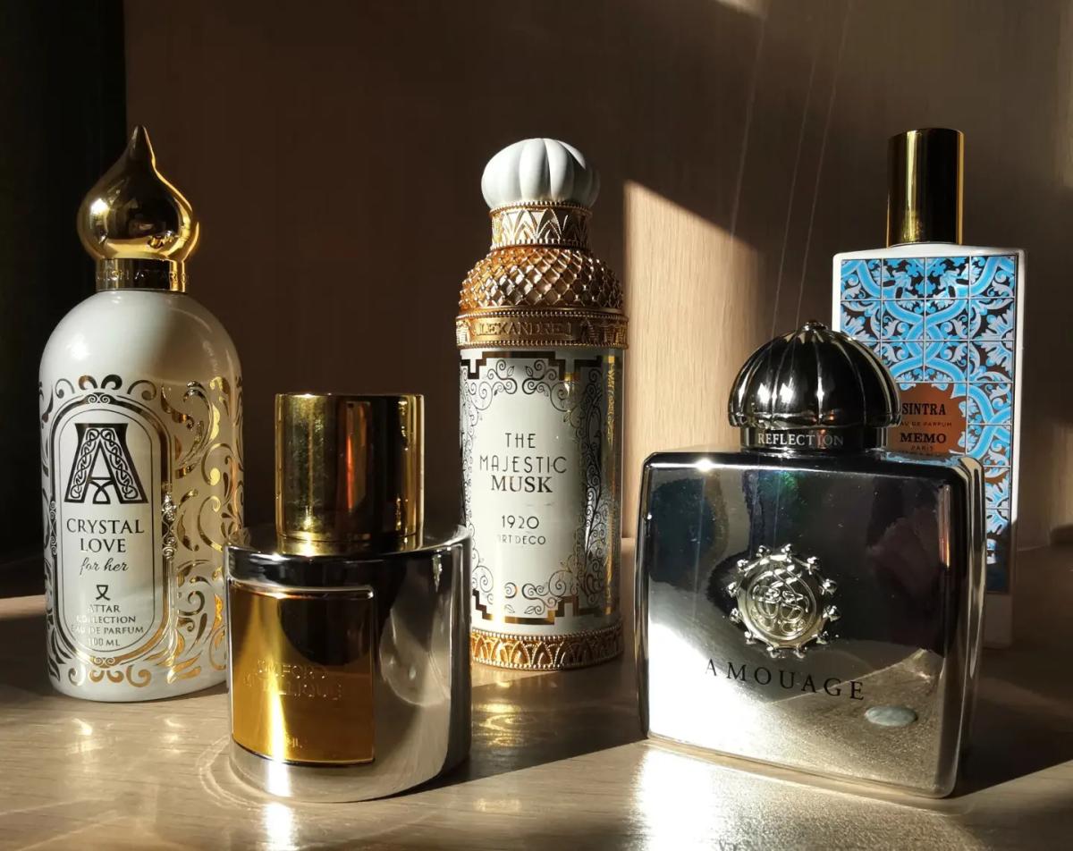 Crystal Love For Her - Attar Collection - Gallery 1