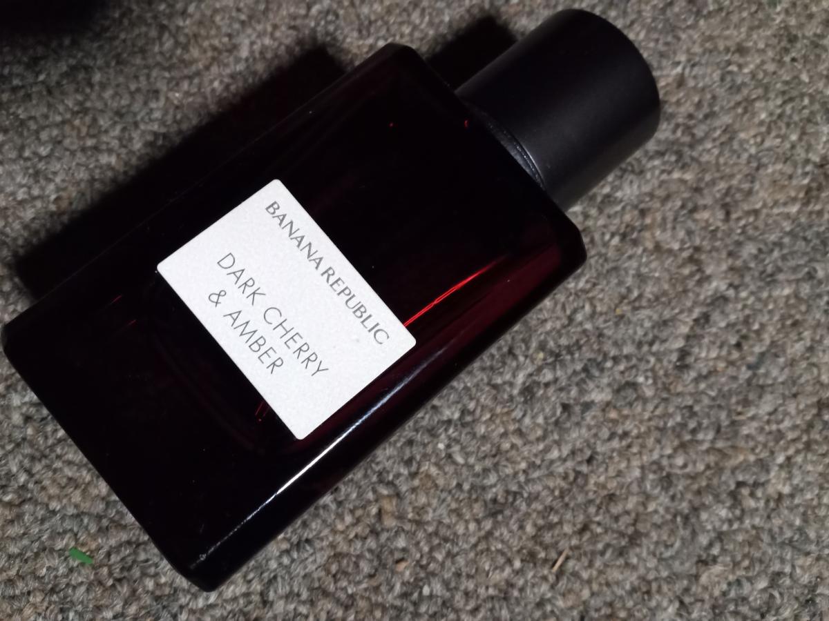 Dark Cherry & Amber - Banana Republic - Gallery 4