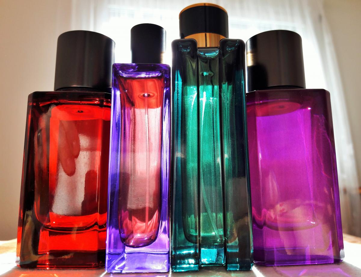 Dark Cherry & Amber - Banana Republic - Gallery 2