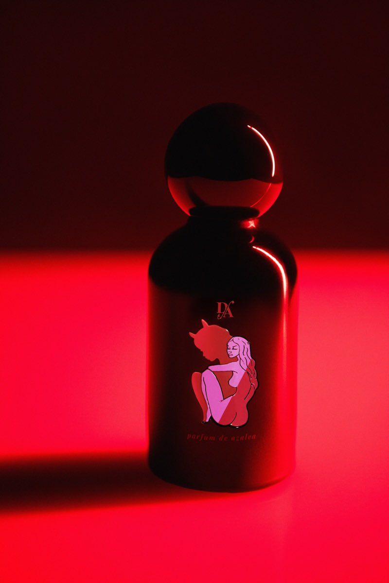 Devil's Advocate - Parfum de Azalea - Gallery 4
