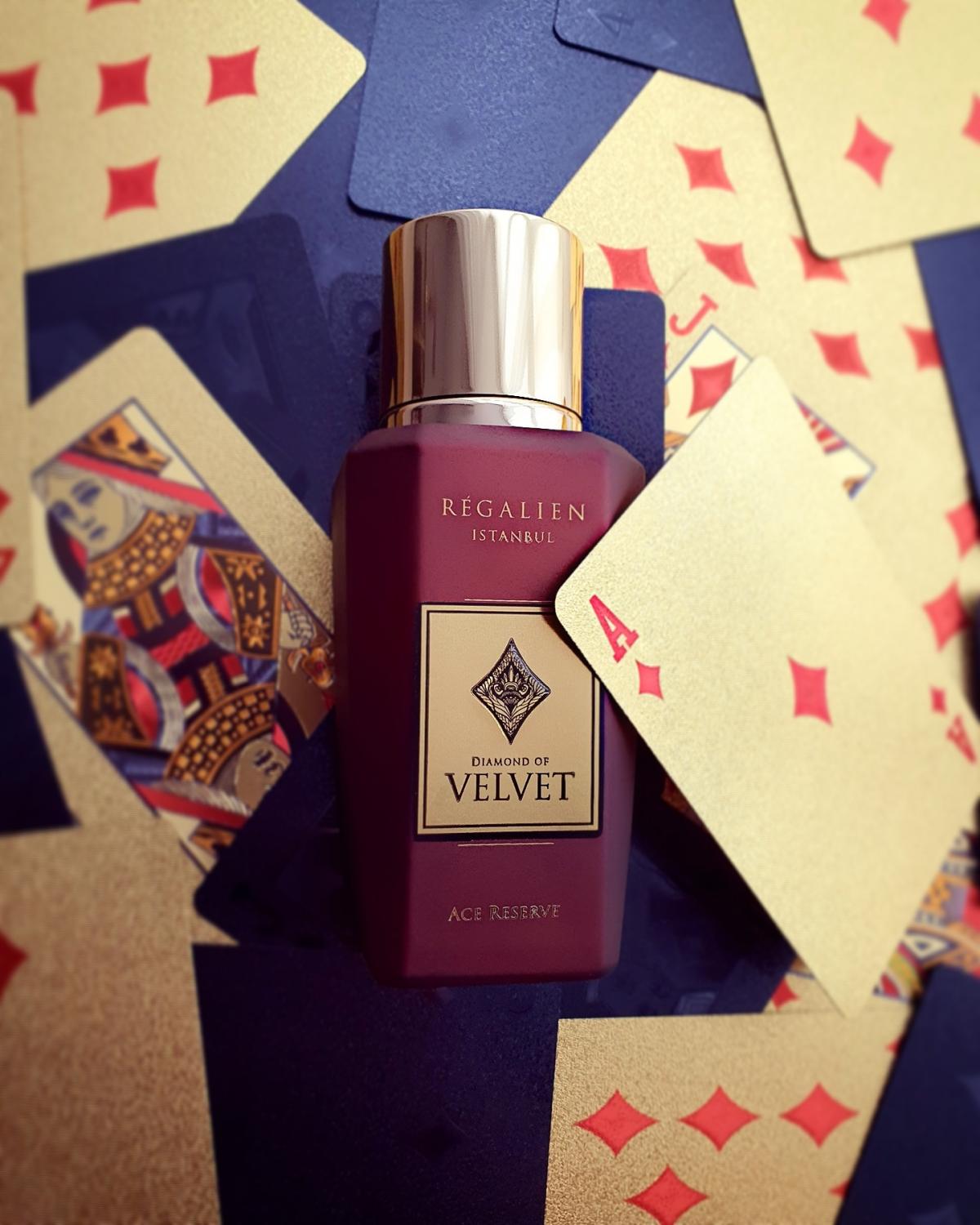 Diamond Of Velvet - Regalien - Gallery 2