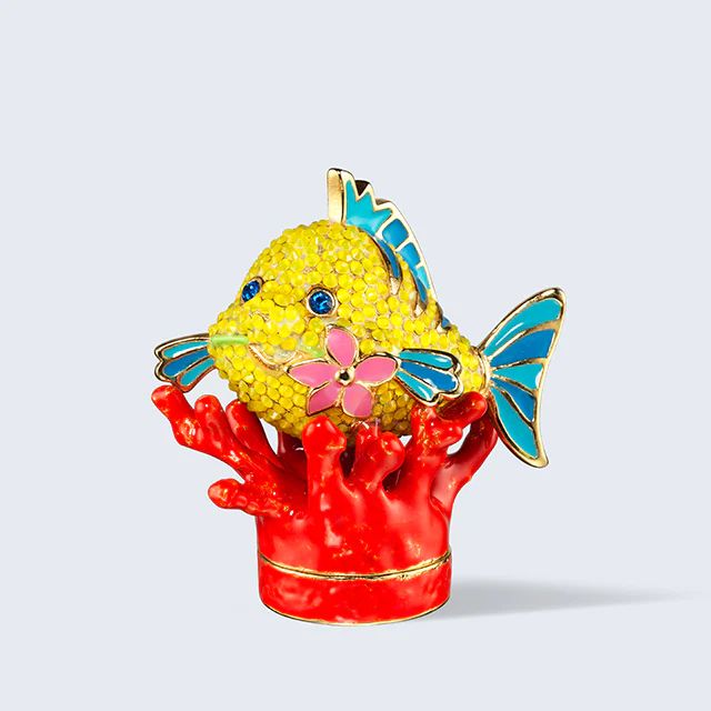 Disney Pleasures Under the Sea - Estée Lauder - Gallery 1
