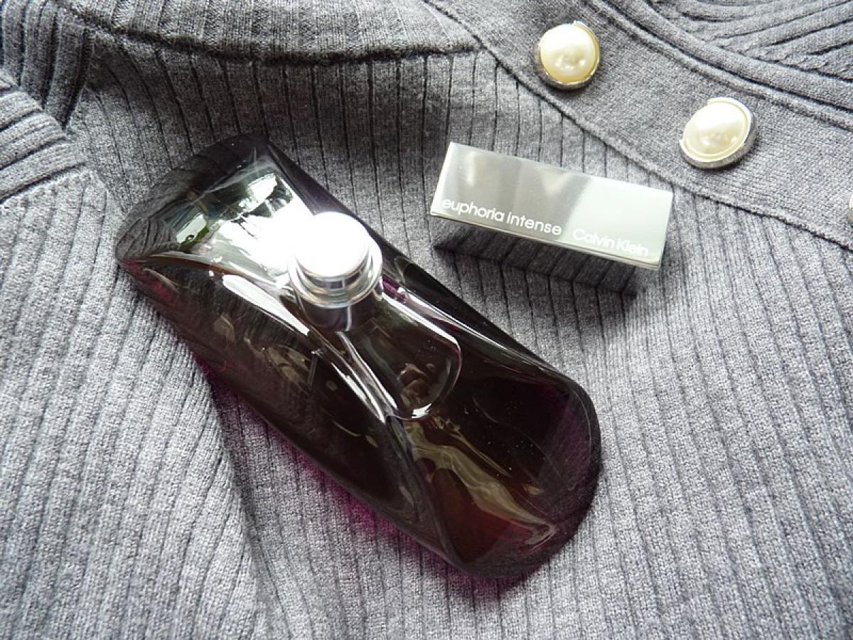 Euphoria Intense - Calvin Klein - Gallery 1