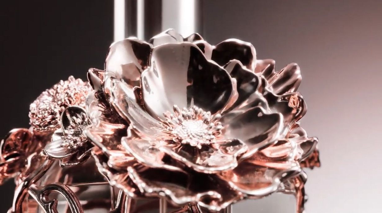 Flowerbomb 15th Anniversary Haute Couture Edition - Viktor&Rolf - Gallery 1