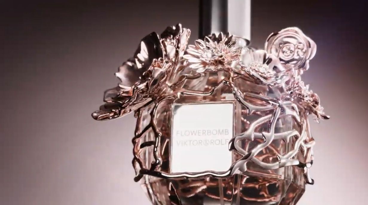 Flowerbomb 15th Anniversary Haute Couture Edition - Viktor&Rolf - Gallery 2