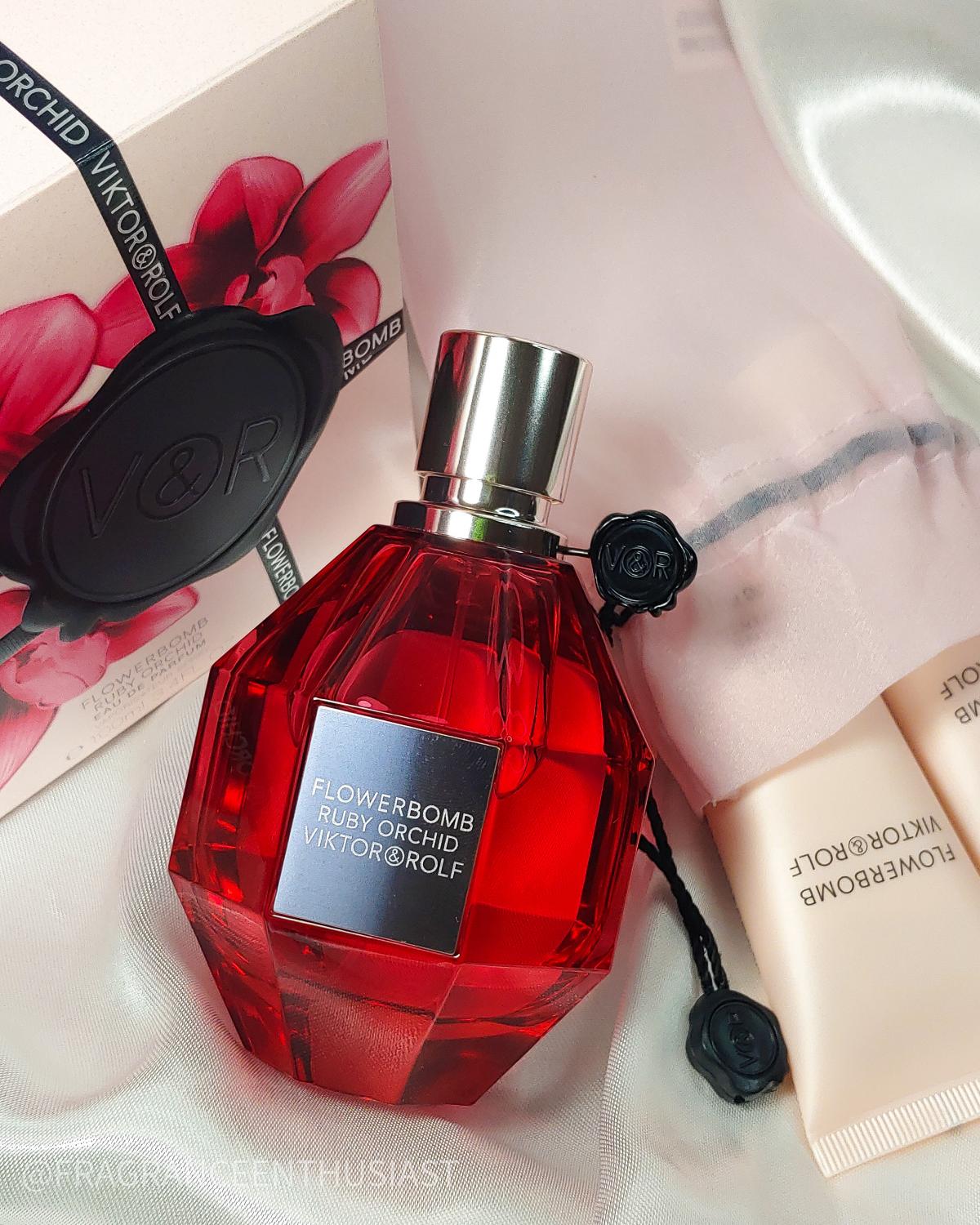 Flowerbomb Ruby Orchid - Viktor&Rolf - Gallery 4