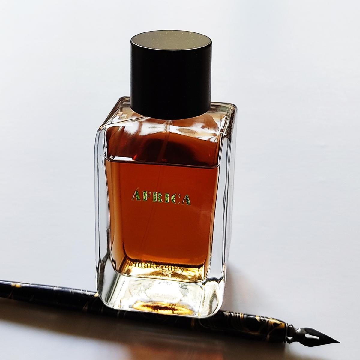 África - Mahogany - Gallery 2