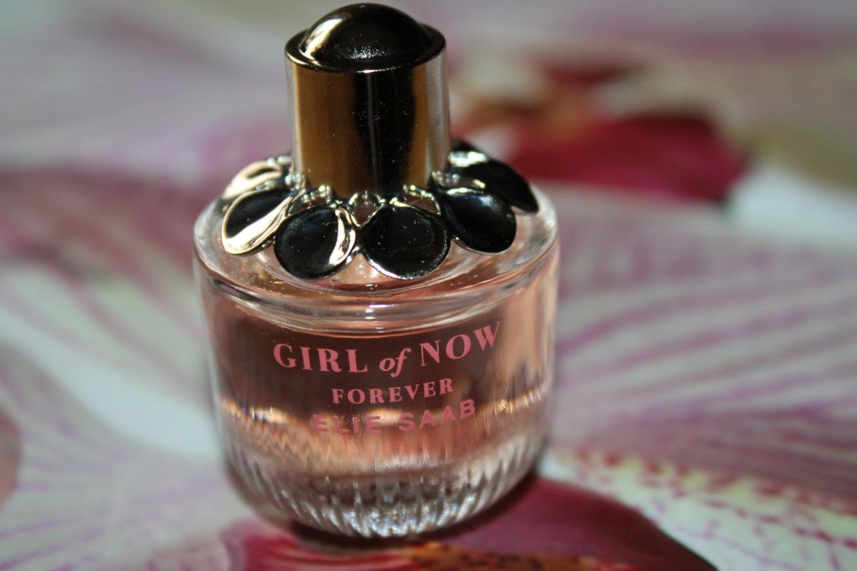 Girl of Now Forever - Elie Saab - Gallery 4
