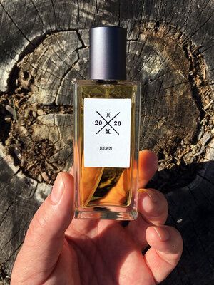 Hewn - Hendley Perfumes - Gallery 3