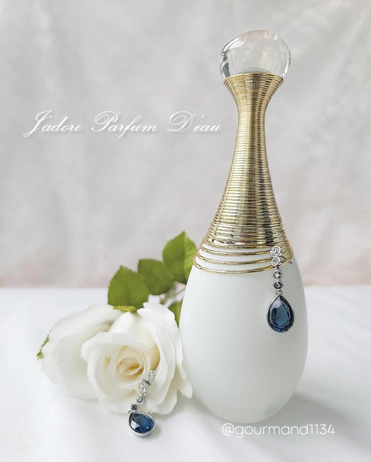 J'adore Parfum d'Eau - Dior - Gallery 2
