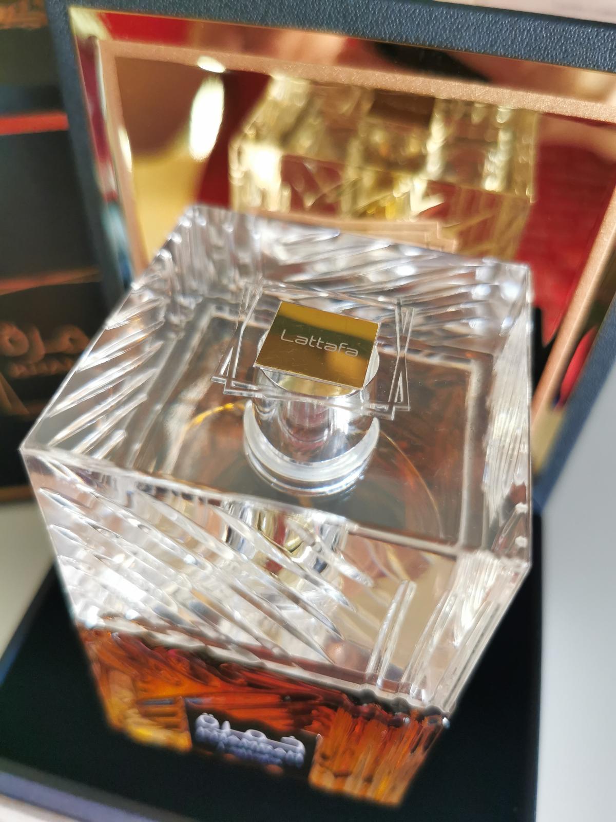 Khamrah - Lattafa Perfumes - Gallery 2
