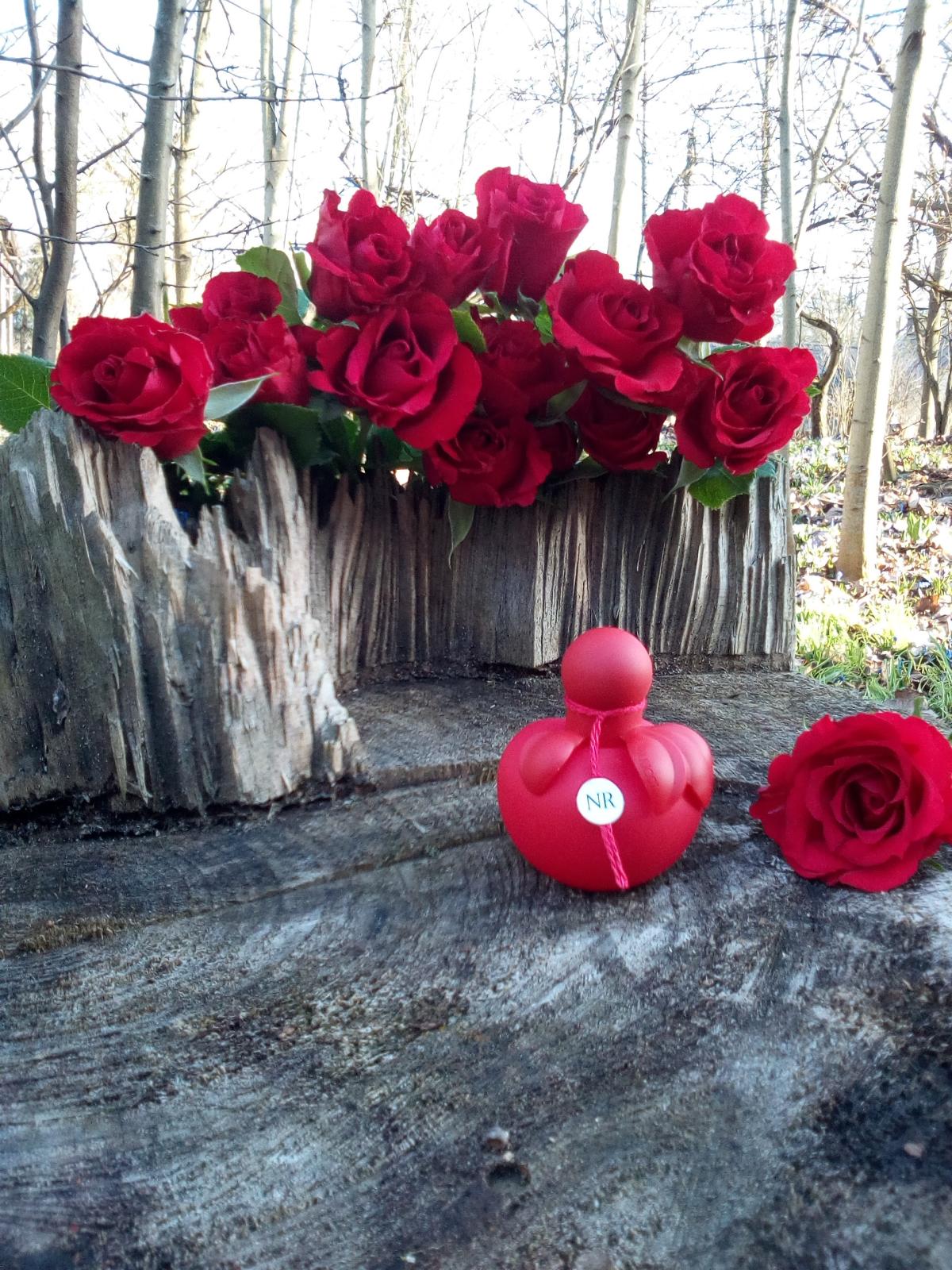 Nina Extra Rouge - Nina Ricci - Gallery 1
