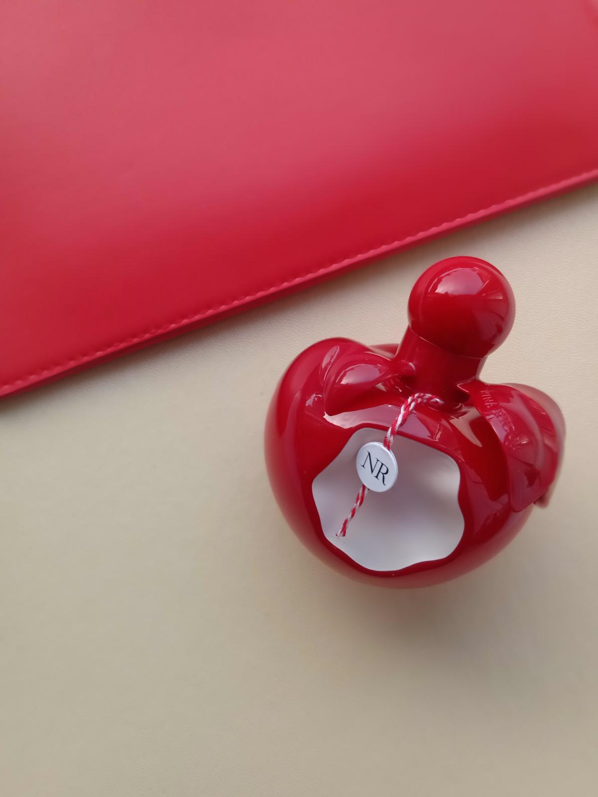 Nina Rouge - Nina Ricci - Gallery 2
