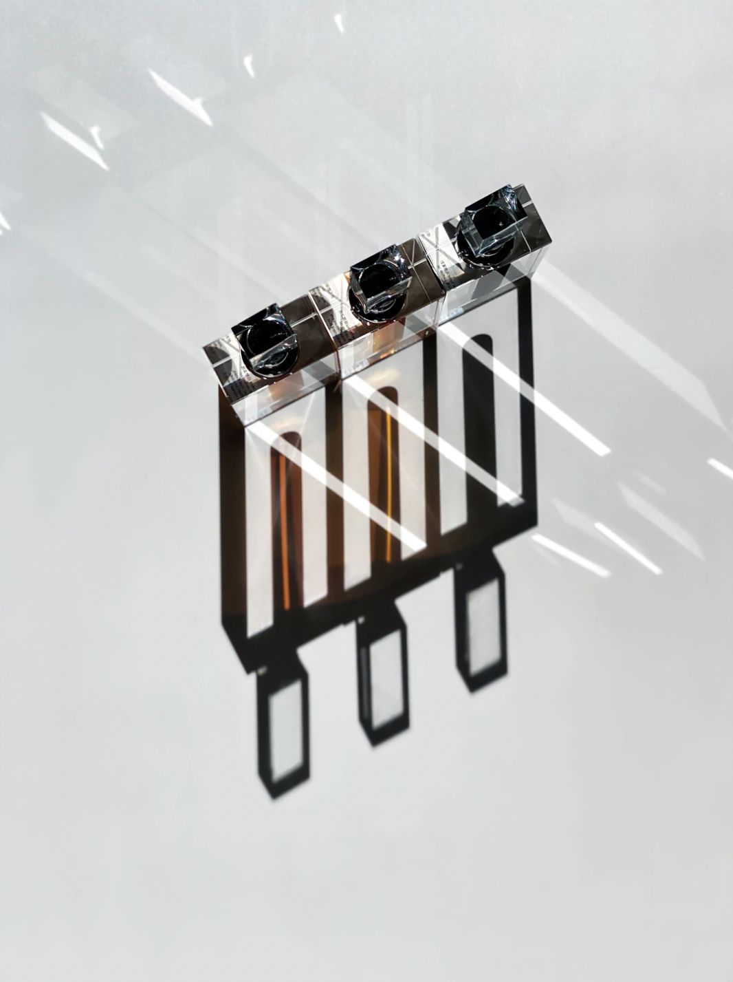 Par Fume 云烟雾影 - Mobius Fragrances 莫比乌斯 - Gallery 2