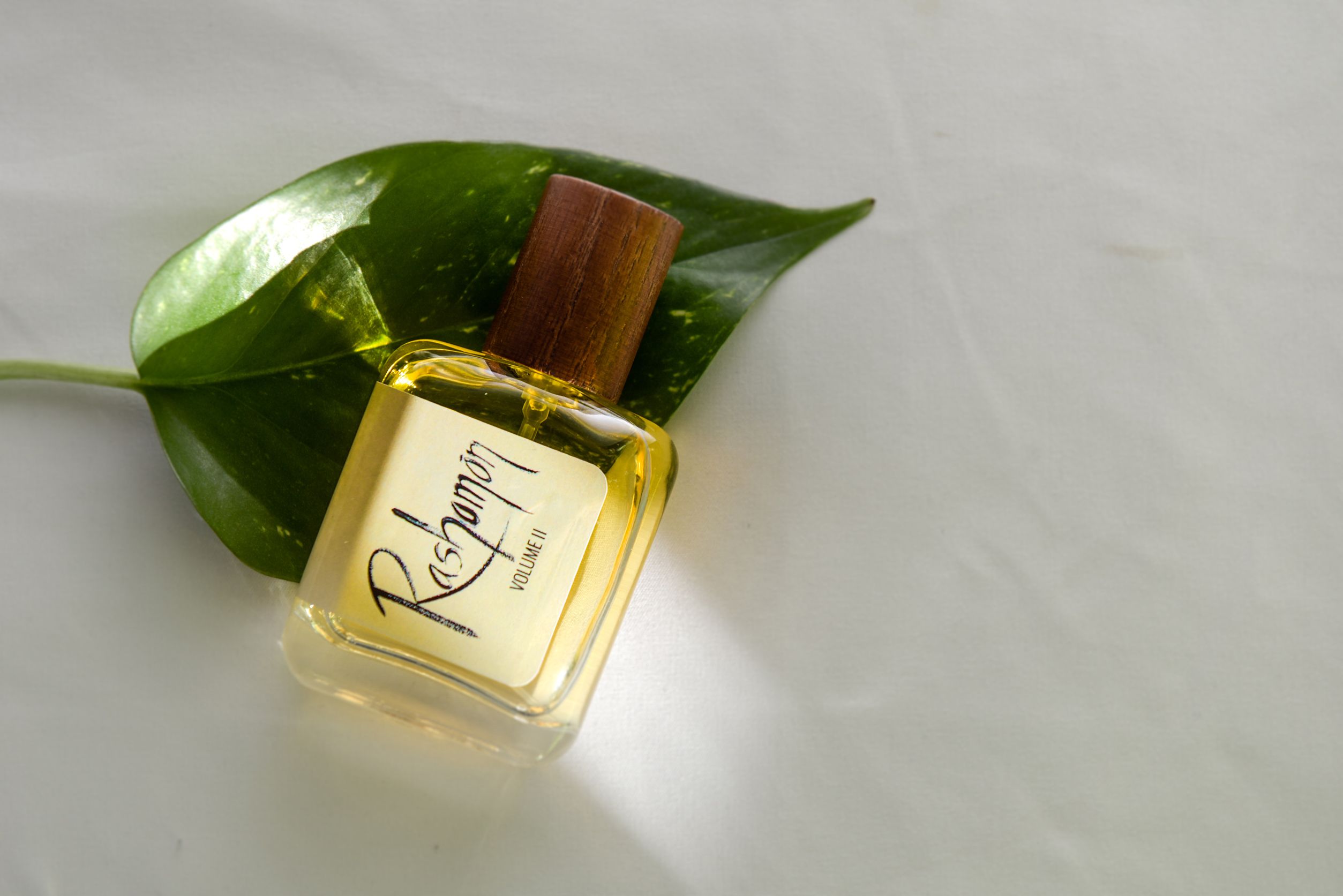 Rashomon Volume II - Parfums Karmic Hues - Gallery 2