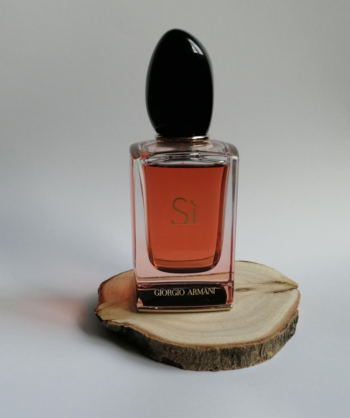 Sì Intense 2021 - Giorgio Armani - Gallery 4