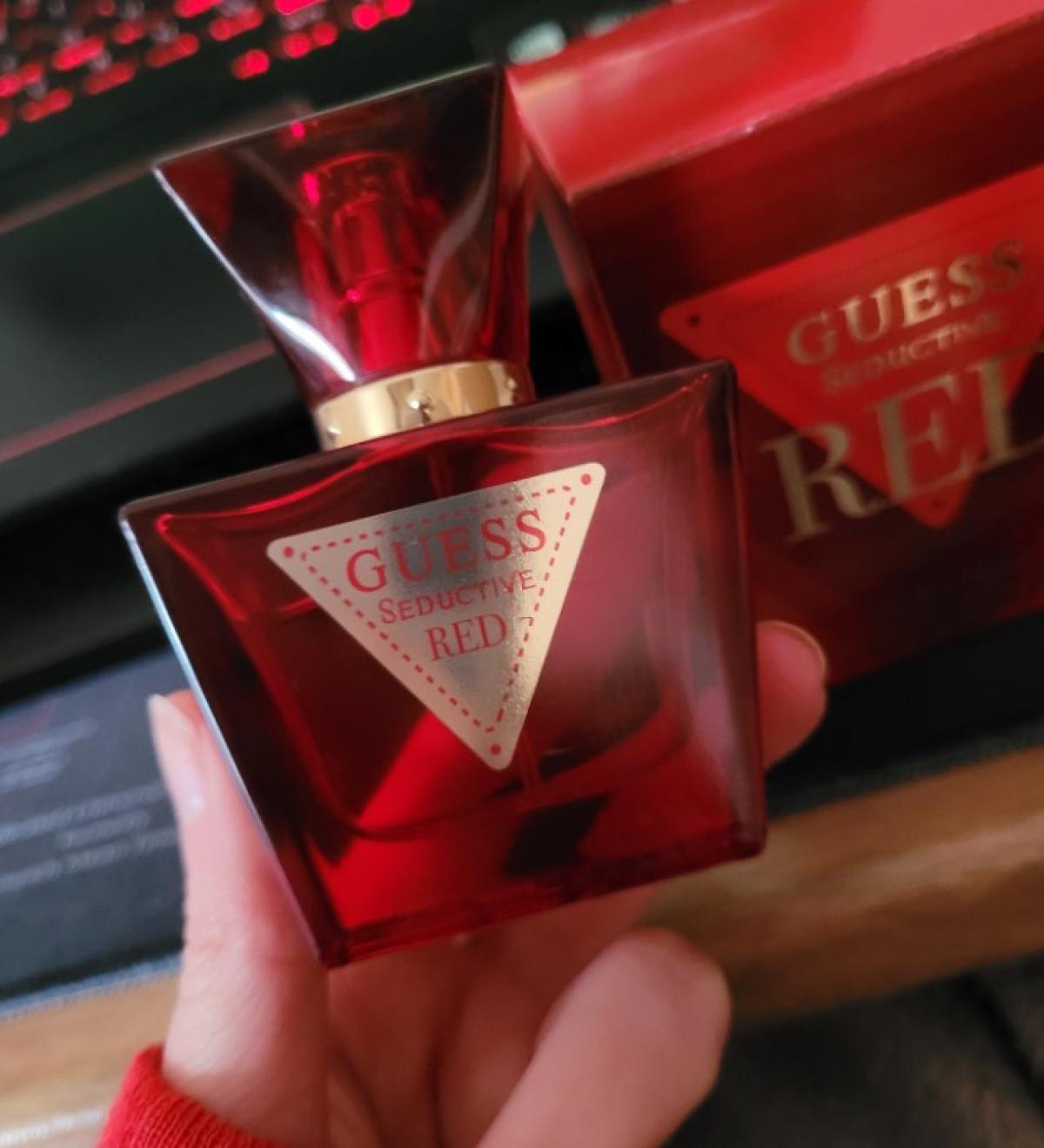 Seductive Red - Guess - Gallery 1