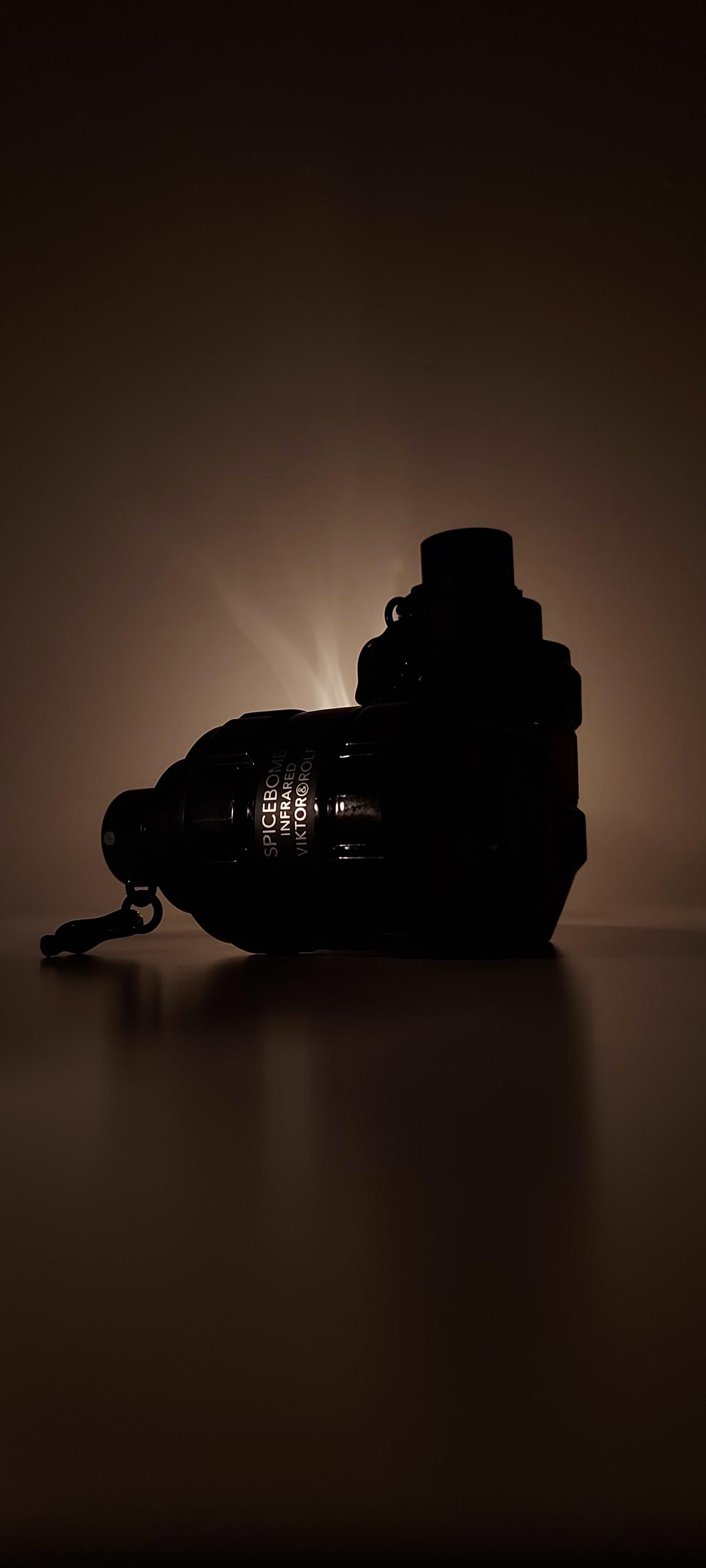 Spicebomb Infrared - Viktor&Rolf - Gallery 4
