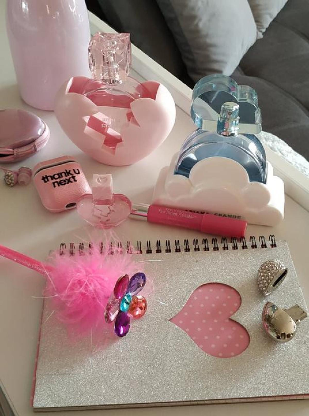 Thank U, Next - Ariana Grande - Gallery 2
