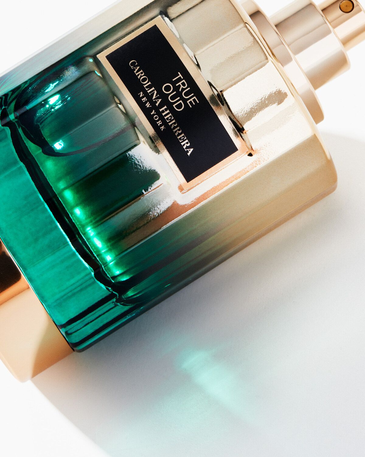 True Oud - Carolina Herrera - Gallery 3