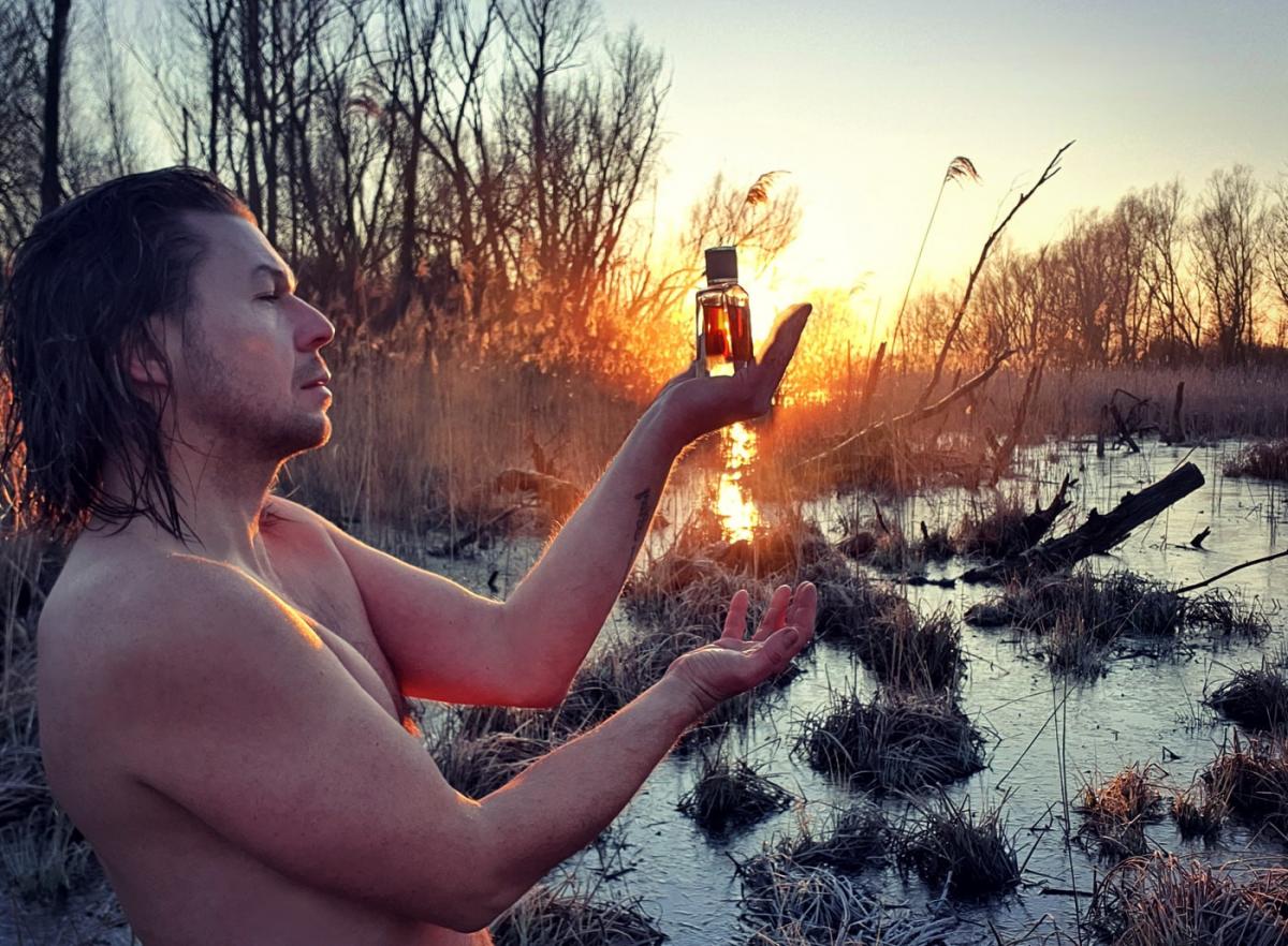 Tyrannosaurus Rex - Zoologist Perfumes - Gallery 1